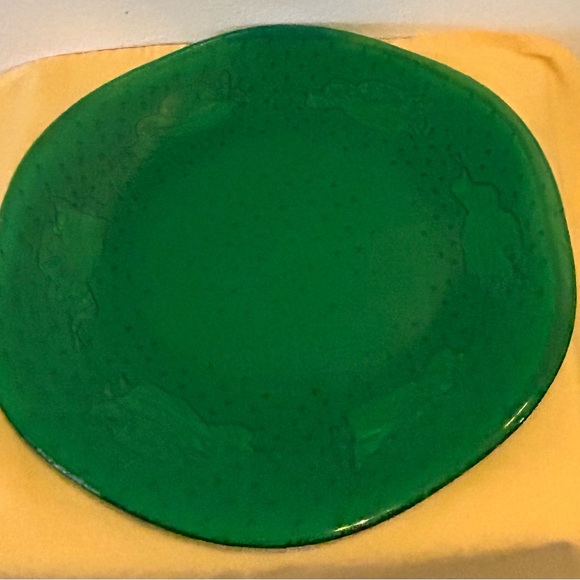 Green glass Angels 12” Christmas serving platter. - Picture 7 of 10